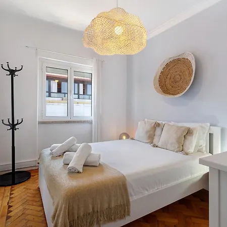 Apartamento Para Familia E Amigos リスボン